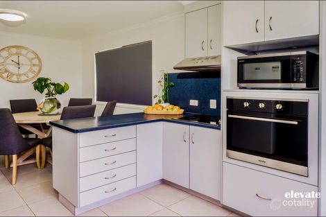 Property photo of 3 Pleasant Avenue Tannum Sands QLD 4680