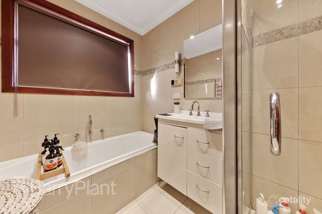 Property photo of 43 Huddersfield Road Deer Park VIC 3023