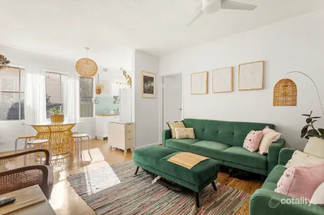 Property photo of 4/1 Lode Lane Bellambi NSW 2518