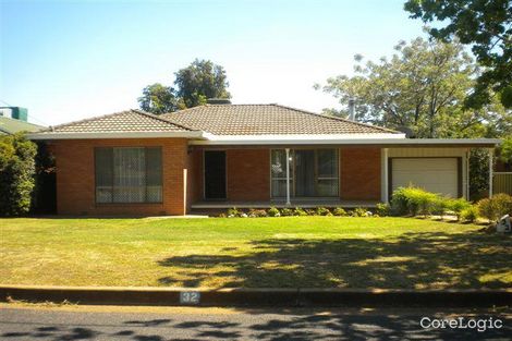 Property photo of 32 Banksia Crescent Dubbo NSW 2830