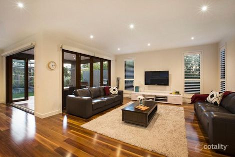 Property photo of 4 Crestwood Avenue Macleod VIC 3085