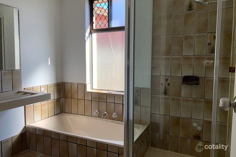 Property photo of 8 Urchin Mews Waikiki WA 6169