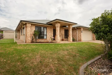 4 Pugh St, Middle Ridge, QLD 4350