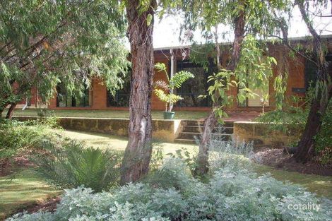 2 Hornibrook Rd, Dalyellup, WA 6230