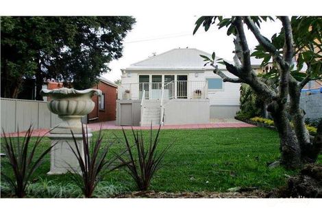 Property photo of 35 Carrington Parade New Lambton NSW 2305