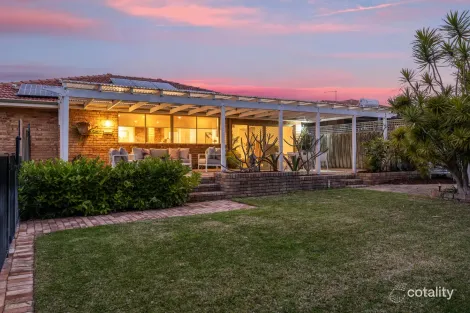Property photo of 6 Ballybunion Crescent Connolly WA 6027