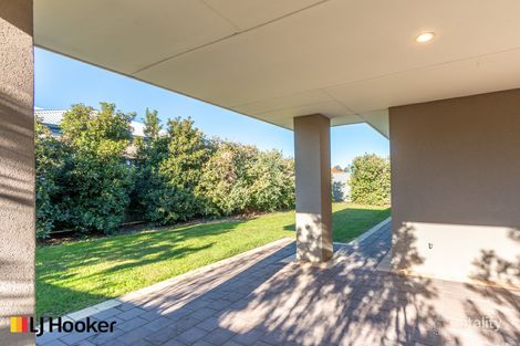 Property photo of 6 Weybridge Drive Wellard WA 6170