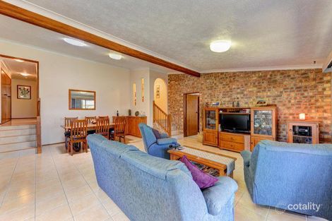 Property photo of 31 Linden Crescent Qunaba QLD 4670