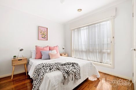 Property photo of 3 Solaire Way South Morang VIC 3752