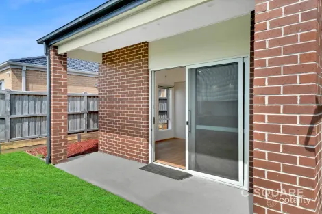 Property photo of 22 Echidna Drive Beveridge VIC 3753