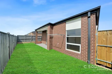 Property photo of 22 Echidna Drive Beveridge VIC 3753