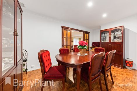 Property photo of 18 Wintersun Drive Albanvale VIC 3021