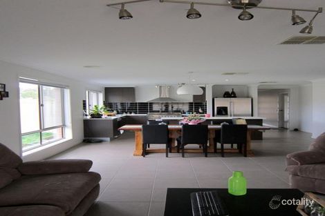Property photo of 1 Cobb Court Kangaroo Flat VIC 3555