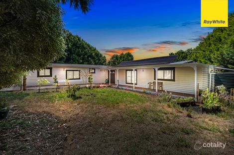 28 Molesworth Ct, Gordon, VIC 3345