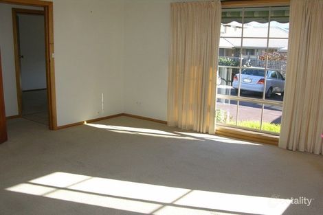 Property photo of 2/40 Topham Street Rose Bay TAS 7015