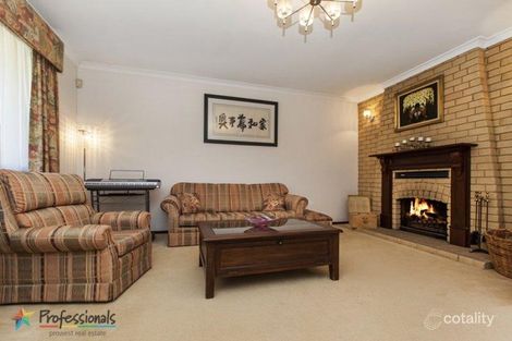 10 Basildon Way, Parkwood, WA 6147