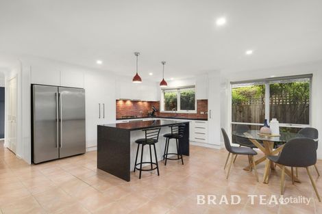 Property photo of 4 Sunny Park Close Gisborne VIC 3437