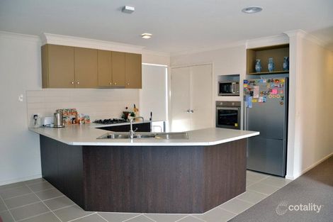 Property photo of 50 Dunbarrim Avenue Cairnlea VIC 3023