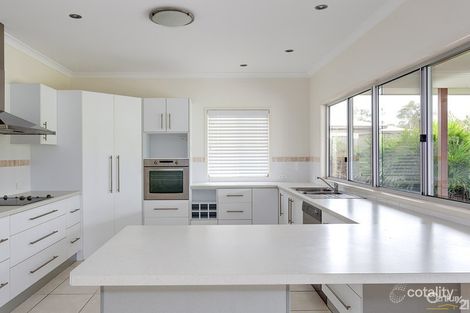 Property photo of 43 Summer Way Tin Can Bay QLD 4580