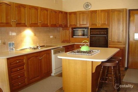 Property photo of 19 Gwen Street Murray Bridge SA 5253