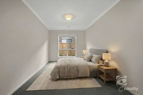Property photo of 99 Carrera Crescent Clyde VIC 3978