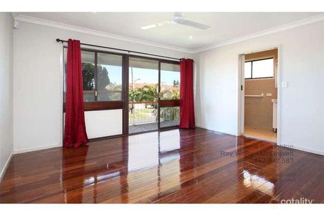 Property photo of 8 Gaillardia Street Macgregor QLD 4109