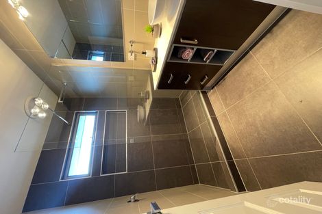 Property photo of 2/72 Liston Avenue Reservoir VIC 3073