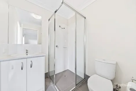 Property photo of 18 Bayleaf Street Griffin QLD 4503