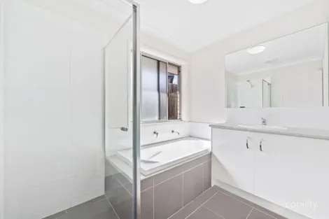 Property photo of 18 Bayleaf Street Griffin QLD 4503