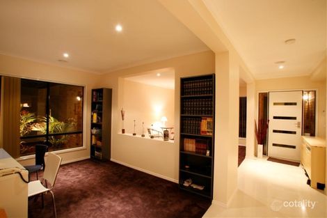 Property photo of 10 Buckmaster Grange Point Cook VIC 3030