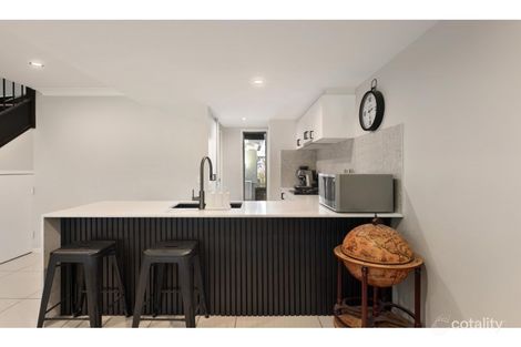Property photo of 1/17 Fairlawn Street Nathan QLD 4111
