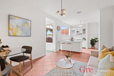 Property photo of 12 Pinnock Avenue Roxburgh Park VIC 3064