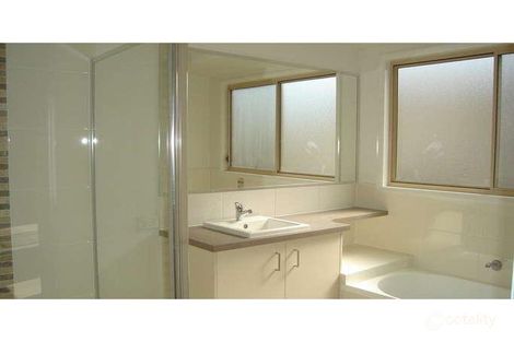 Property photo of 8 Winston Court Landsborough QLD 4550