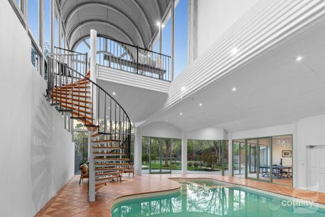 Property photo of 9 McCutcheon Close Mount Eliza VIC 3930