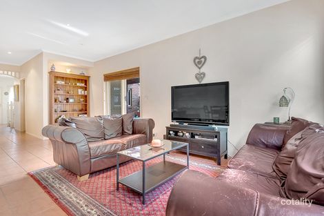 Property photo of 12 Eldergreen Circuit Craigieburn VIC 3064