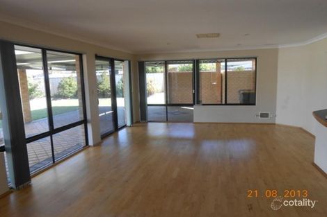 Property photo of 14 Gutha Retreat Hocking WA 6065