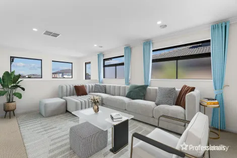 Property photo of 27 Bowling Avenue Point Cook VIC 3030