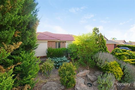 Property photo of 18 Excelsior Grove Woodcroft SA 5162