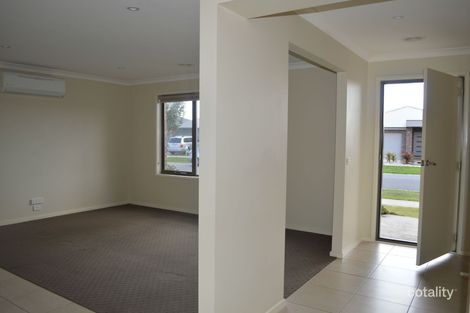 Property photo of 119 Hammersmith Circuit Traralgon VIC 3844