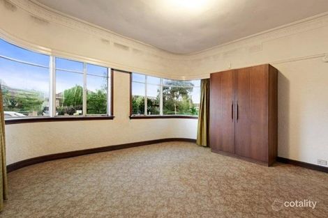 Property photo of 10 Bird Avenue Northcote VIC 3070