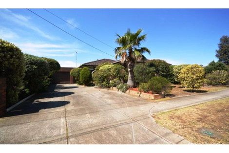 Property photo of 57 Woodville Park Drive Hoppers Crossing VIC 3029