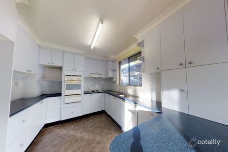 Property photo of 18 Monett Place Orange NSW 2800
