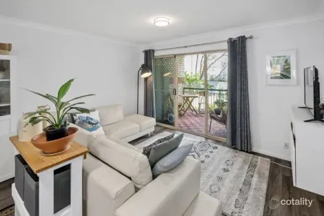 Property photo of 1/17 Rise Street Mount Gravatt East QLD 4122