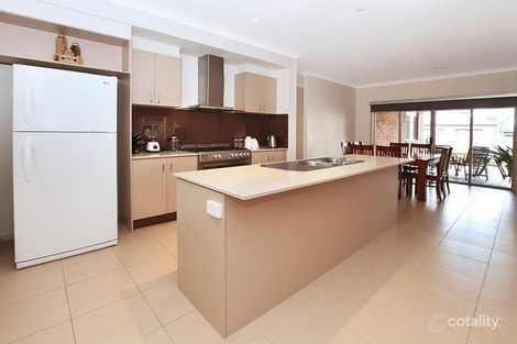 Property photo of 5 Stafford Link Craigieburn VIC 3064