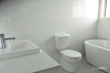 Property photo of 31 Kingsbury Street Airds NSW 2560