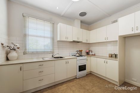 Property photo of 2/23 Ashleigh Road Armadale VIC 3143