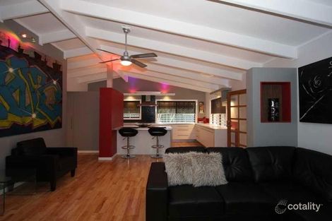 Property photo of 4 Theodore Place Molendinar QLD 4214