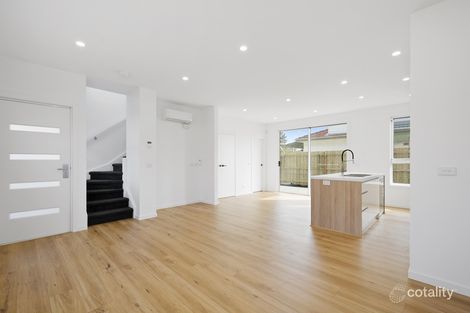 Property photo of 2/55 Cypress Avenue Brooklyn VIC 3012