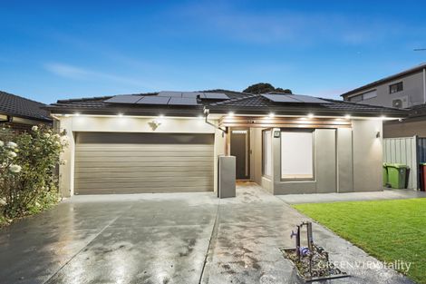 Property photo of 21 Omeara Crescent Cranbourne East VIC 3977