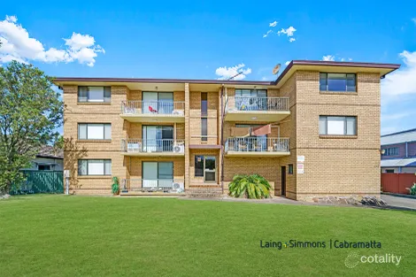 2/6-8 Fairlight Ave, Fairfield, NSW 2165